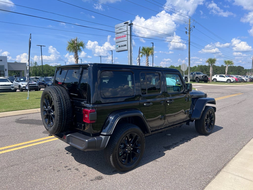 2025 Jeep Wrangler 4xe Sahara