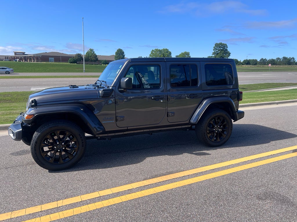 2025 Jeep Wrangler 4xe Sahara 4xe