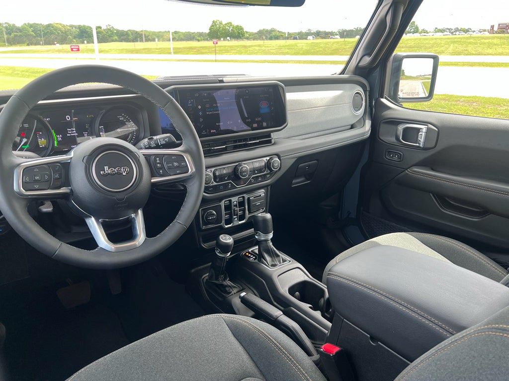 2025 Jeep Wrangler 4xe Sahara 4xe