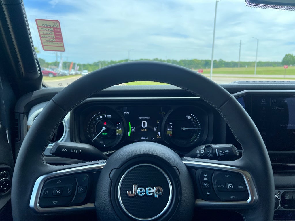 2025 Jeep Wrangler 4xe Sahara 4xe