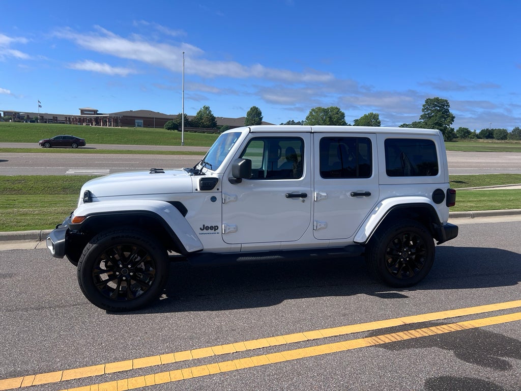 2025 Jeep Wrangler 4xe Sahara