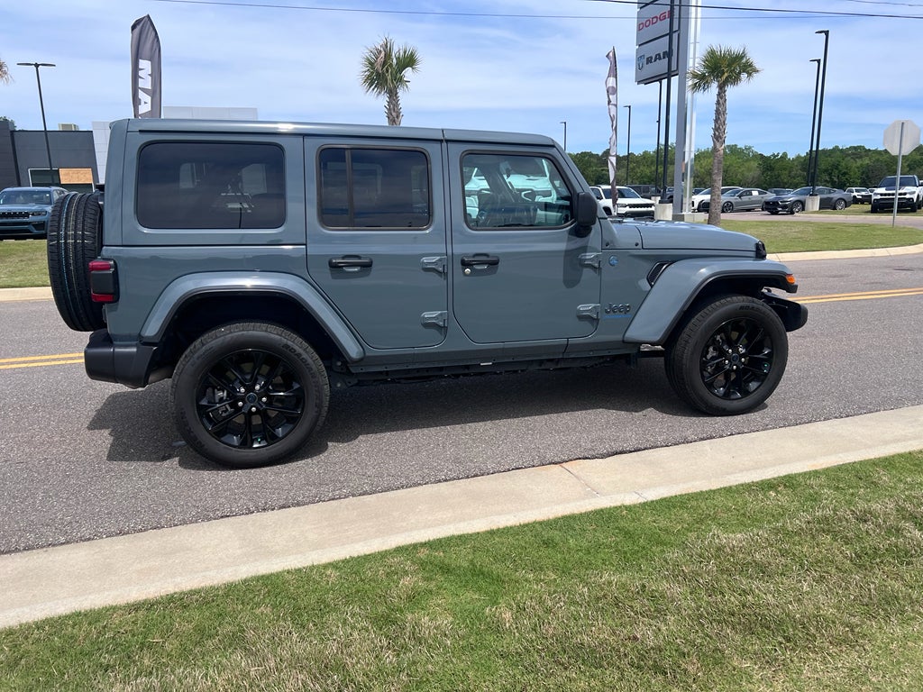 2025 Jeep Wrangler 4xe Sahara 4xe
