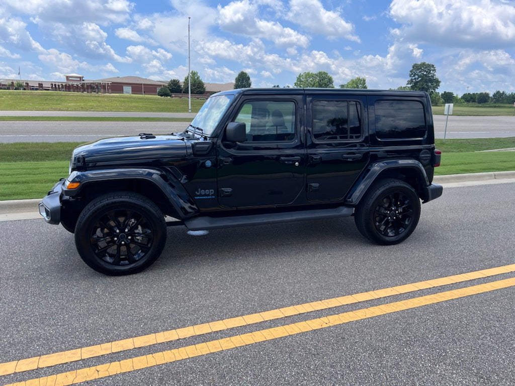 2025 Jeep Wrangler 4xe Sahara 4xe