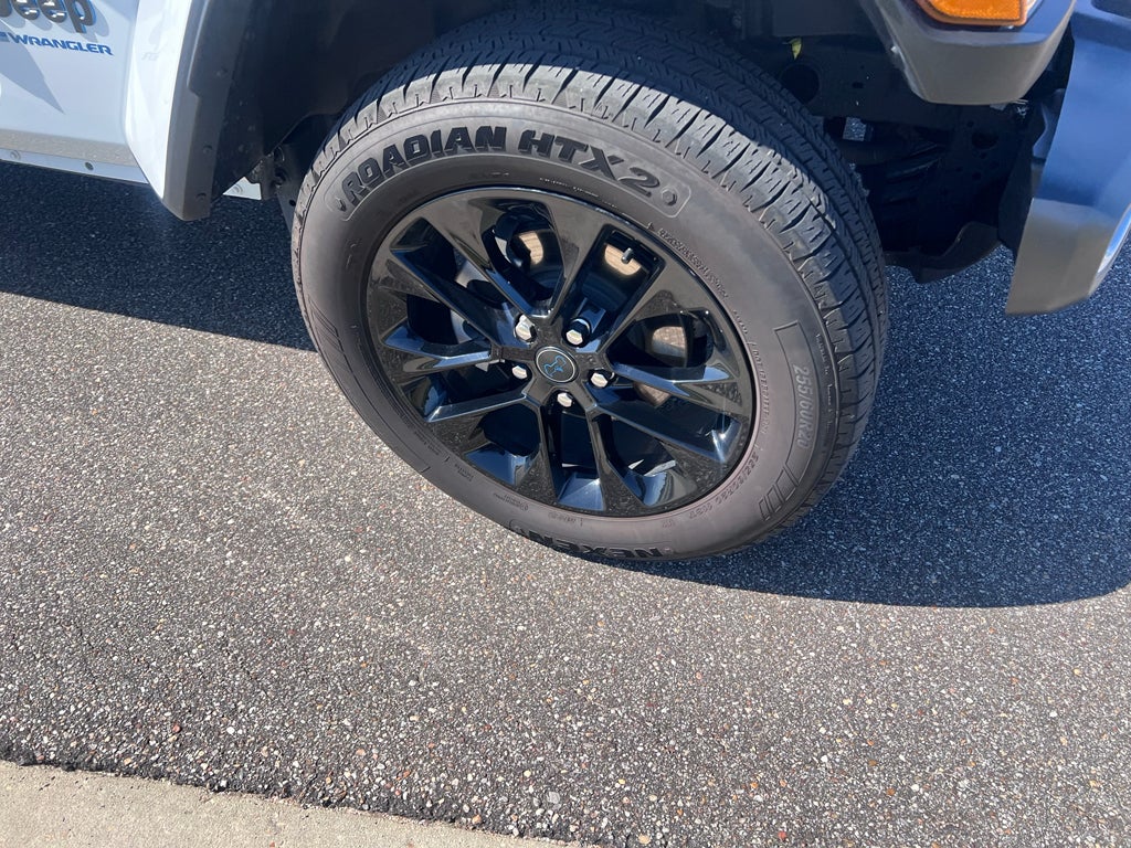 2025 Jeep Wrangler 4xe Sahara 4xe