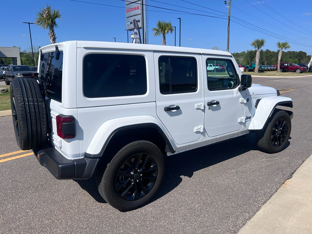 2025 Jeep Wrangler 4xe Sahara 4xe