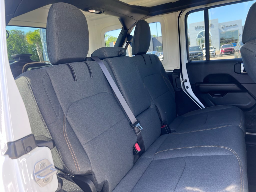 2025 Jeep Wrangler 4xe Sahara 4xe