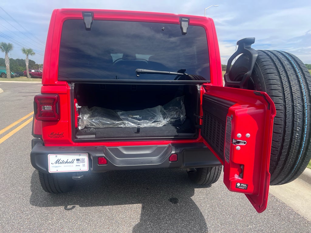 2025 Jeep Wrangler 4xe Sahara 4xe