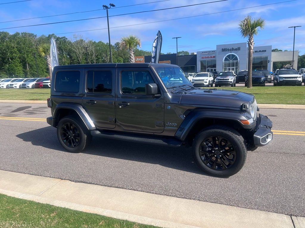 2025 Jeep Wrangler 4xe Sahara
