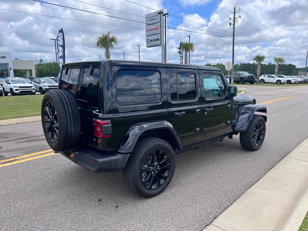 2025 Jeep Wrangler 4xe Sahara 4xe