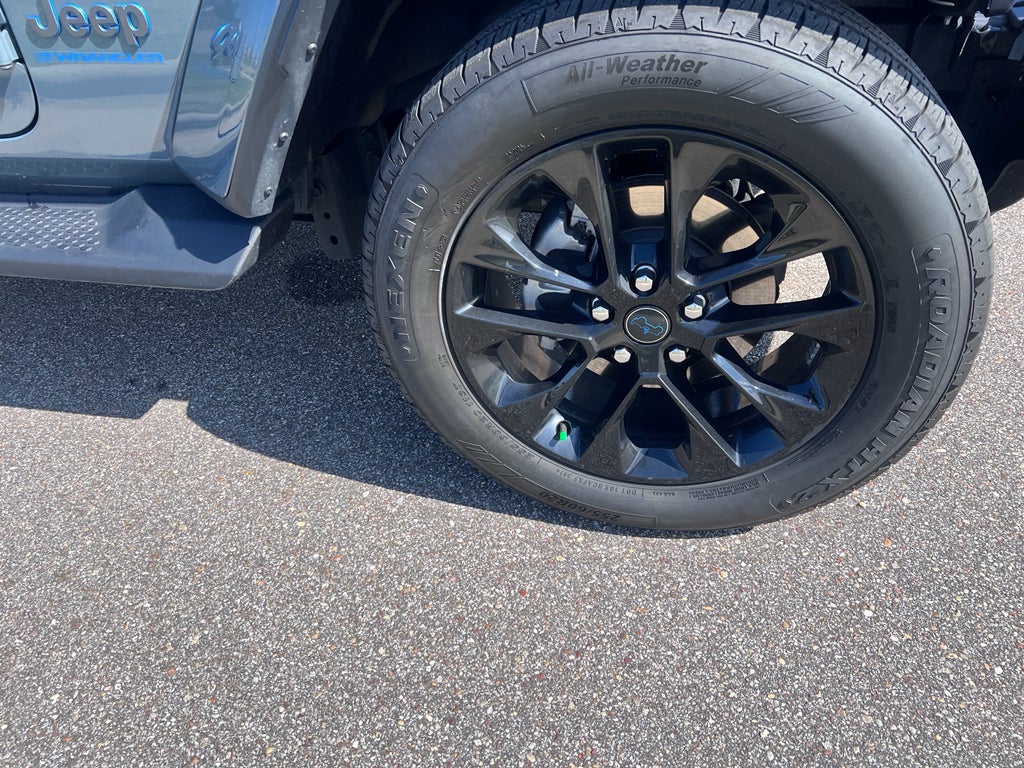 2025 Jeep Wrangler 4xe Sahara