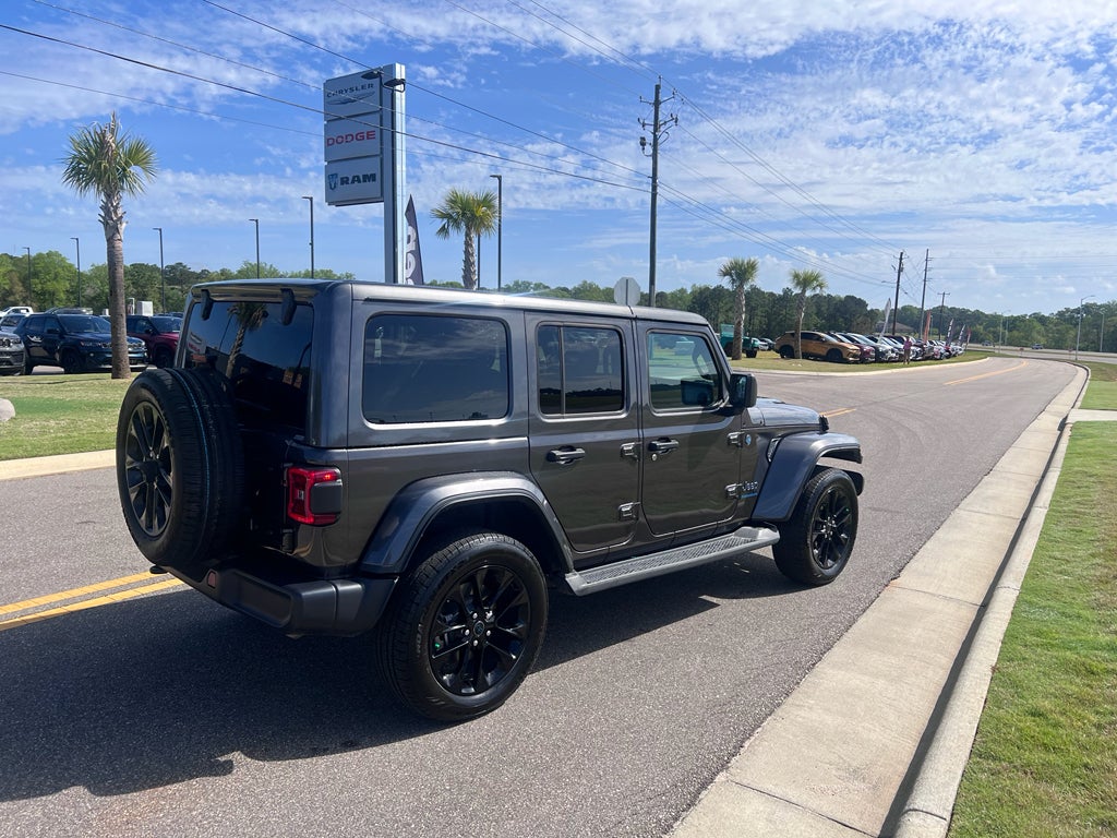 2025 Jeep Wrangler 4xe Sahara 4xe