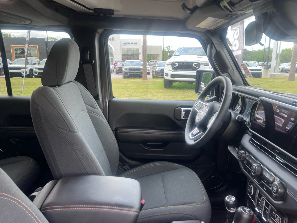 2025 Jeep Wrangler 4xe Sahara 4xe