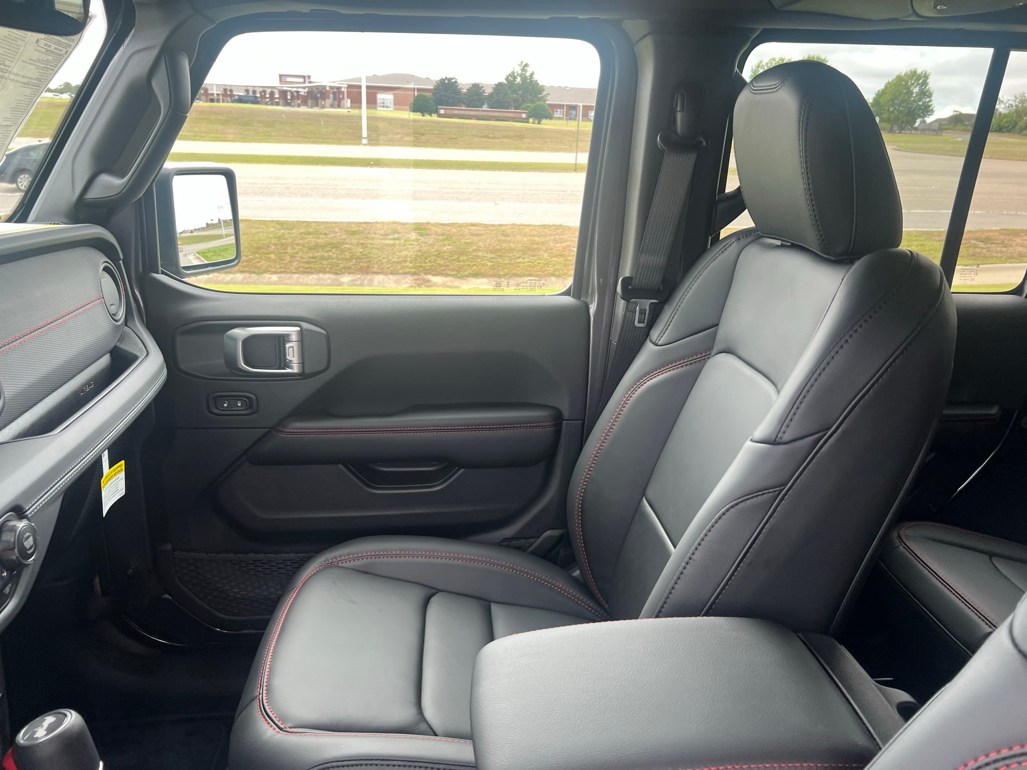 2027 Jeep Wrangler WRANGLER 4-DOOR MOAB