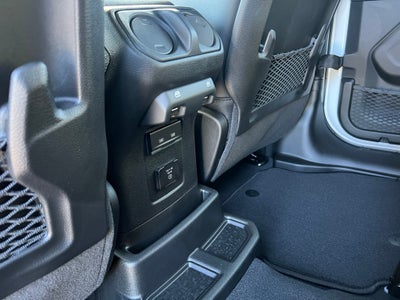 2027 Jeep Wrangler WRANGLER 4-DOOR MOAB