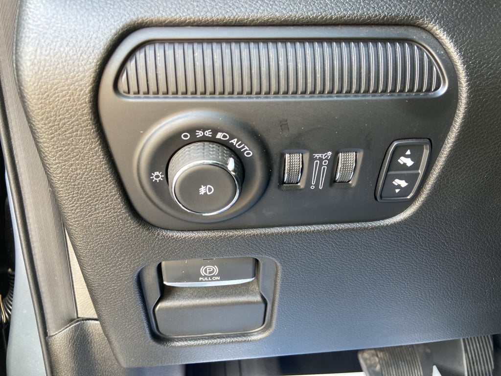 2024 Jeep Wagoneer L Base