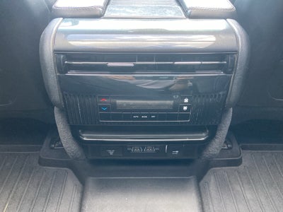 2024 Jeep Wagoneer L Base