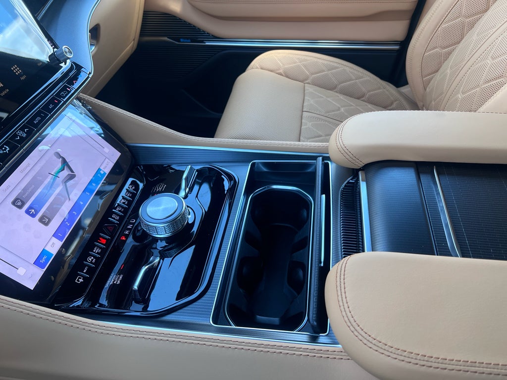 2026 Jeep Grand Wagoneer L Summit Reserve