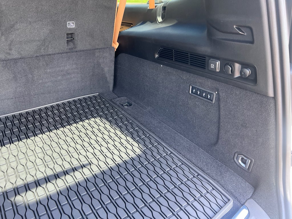 2026 Jeep Grand Wagoneer L Summit Reserve