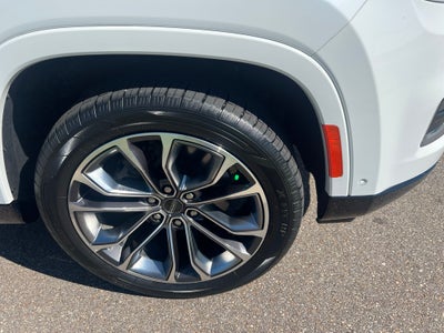 2023 Jeep Grand Wagoneer L Series III 4x4