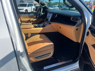 2023 Jeep Grand Wagoneer L Series III 4x4