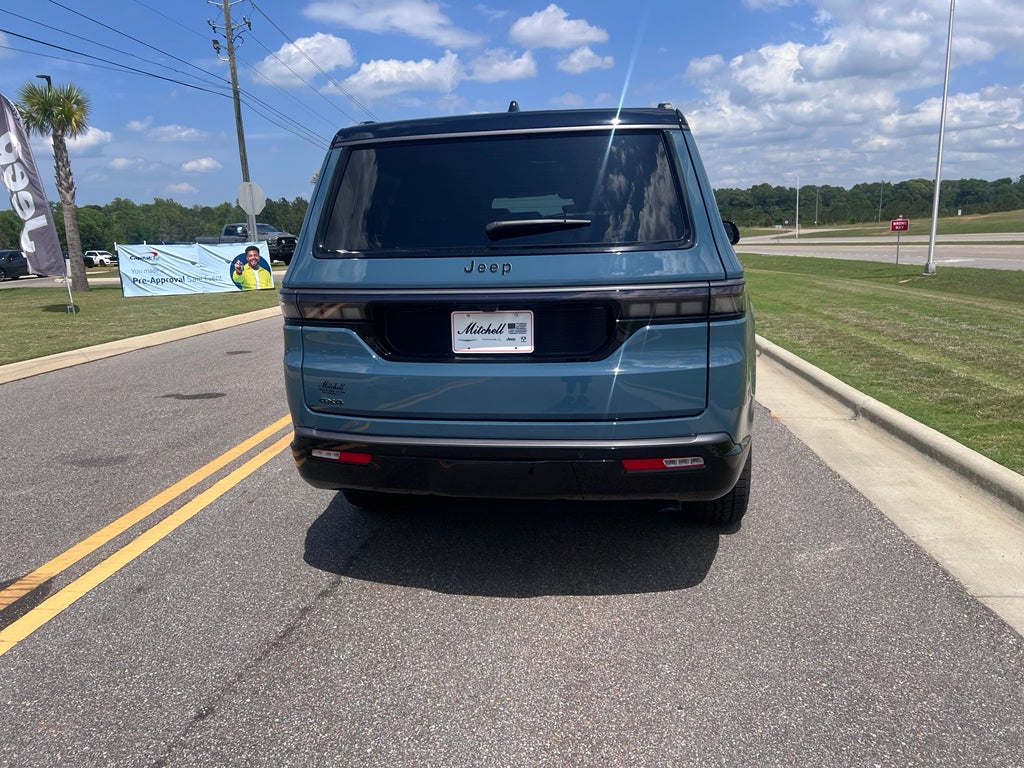 2026 Jeep Grand Wagoneer GRAND WAGONEER UPLAND 4X4