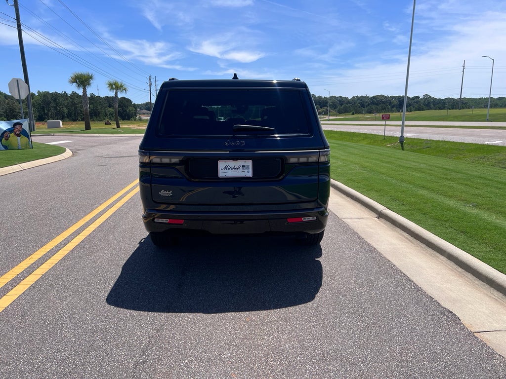 2026 Jeep Grand Wagoneer GRAND WAGONEER UPLAND 4X4