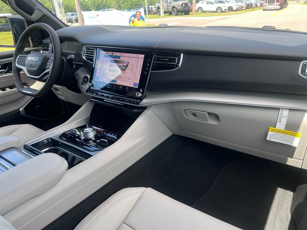 2026 Jeep Grand Wagoneer GRAND WAGONEER LIMITED RESERVE 4X4