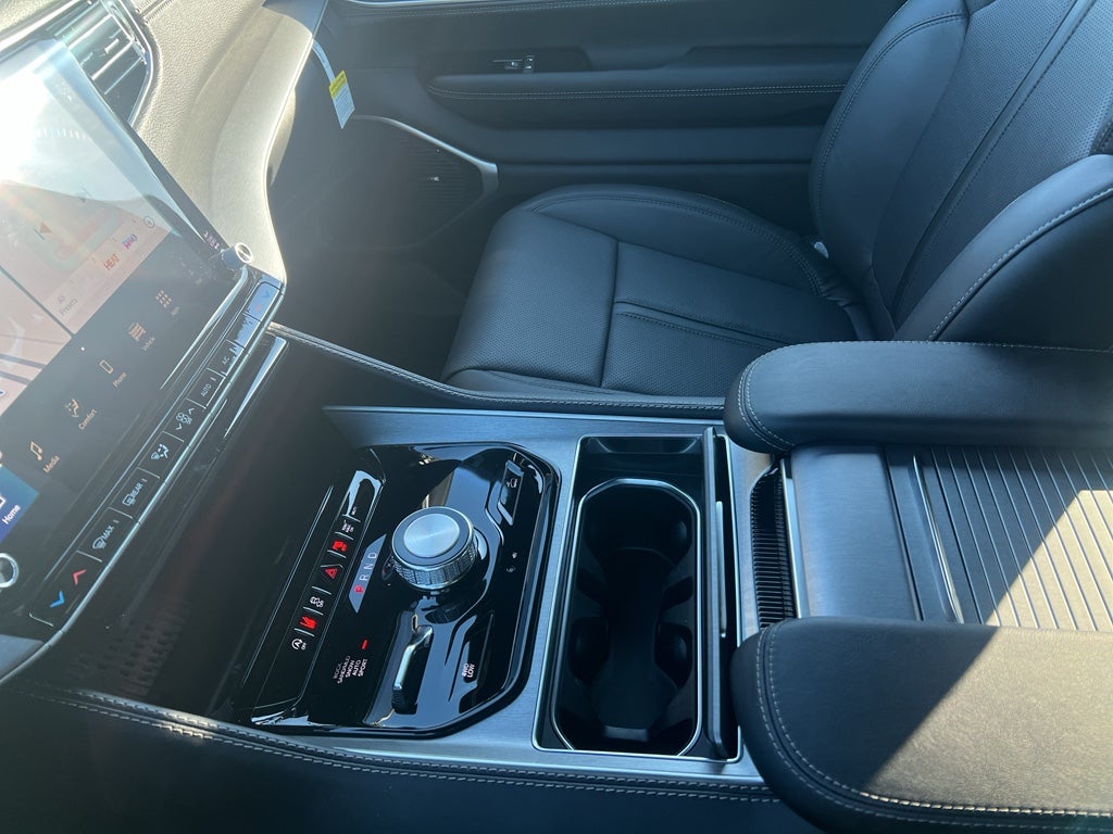 2026 Jeep Grand Wagoneer GRAND WAGONEER LIMITED ALTITUDE 4X4