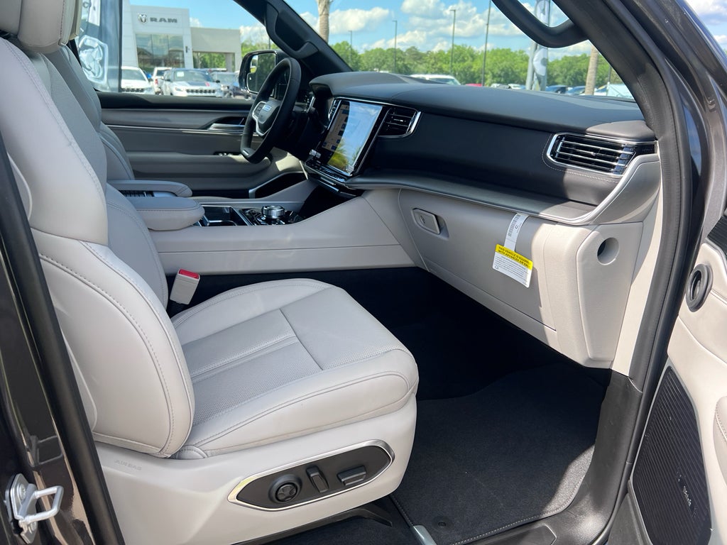 2026 Jeep Grand Wagoneer GRAND WAGONEER LIMITED RESERVE 4X4