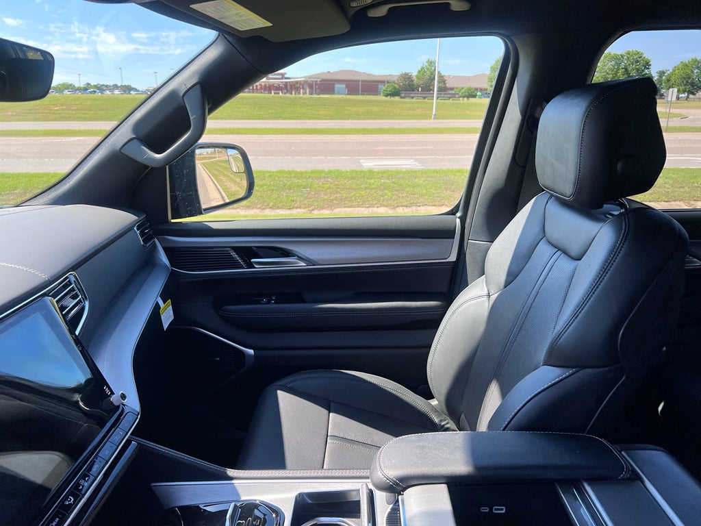 2026 Jeep Grand Wagoneer GRAND WAGONEER LIMITED RESERVE 4X4