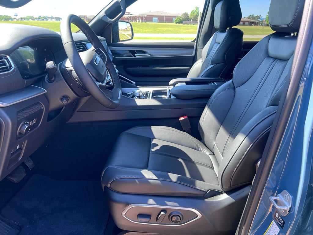 2026 Jeep Grand Wagoneer GRAND WAGONEER LIMITED RESERVE 4X4