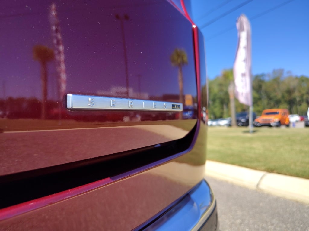 2022 Jeep Wagoneer Series II 4x4