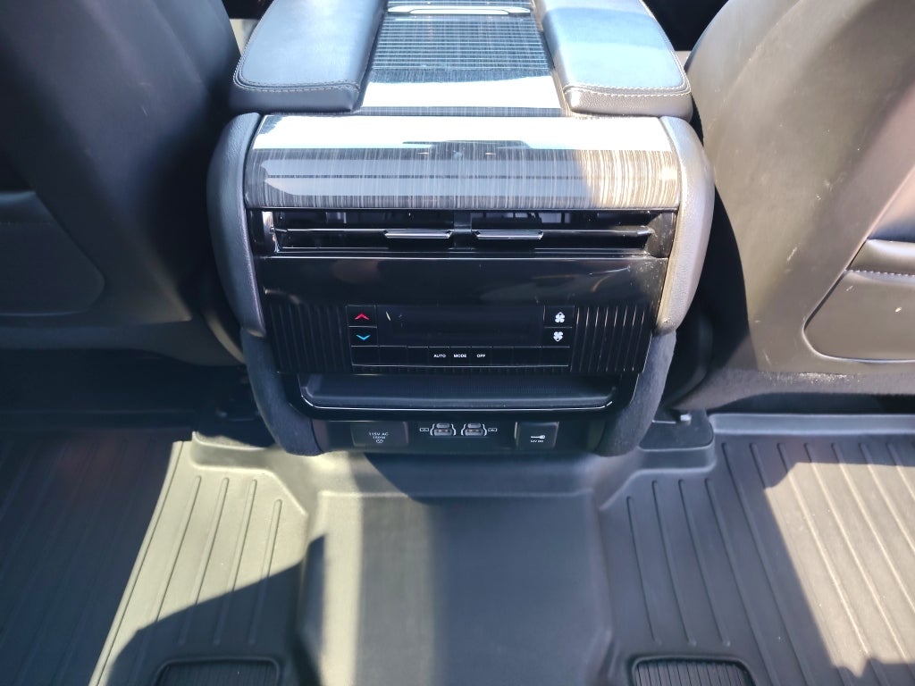 2022 Jeep Wagoneer Series II 4x4