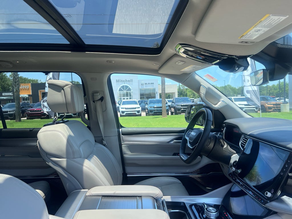 2023 Jeep Grand Wagoneer 4x4