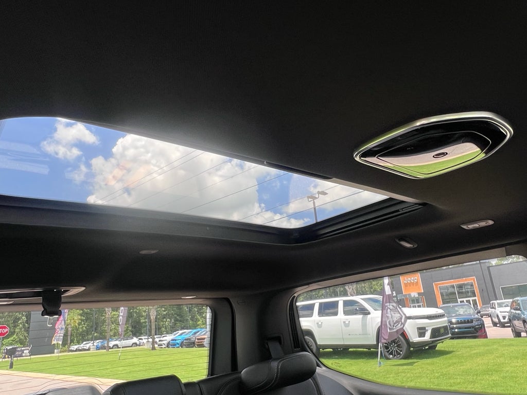 2026 Jeep Grand Wagoneer GRAND WAGONEER SUMMIT OBSIDIAN 4X4