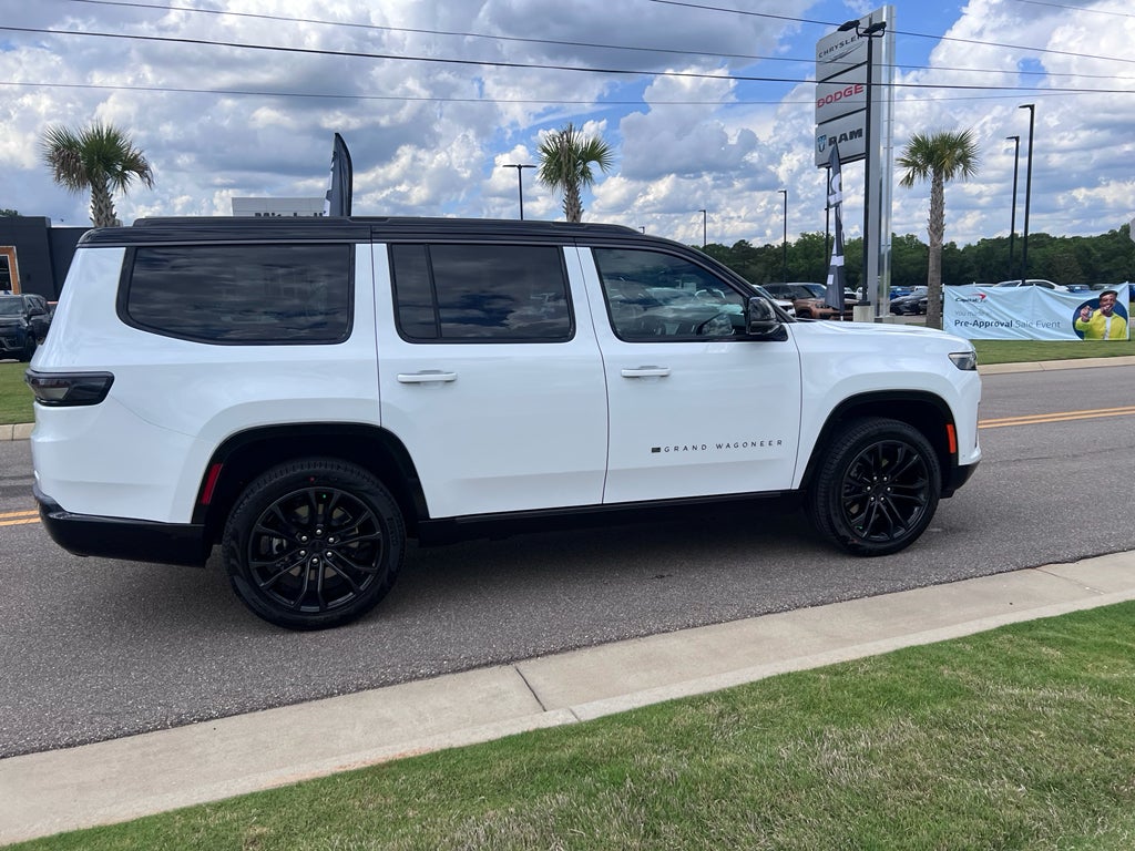 2026 Jeep Grand Wagoneer Summit Obsidian