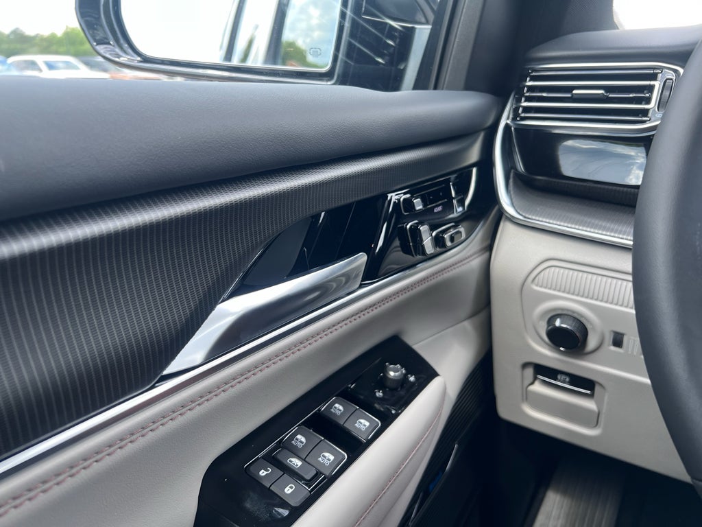 2026 Jeep Grand Wagoneer Summit Obsidian