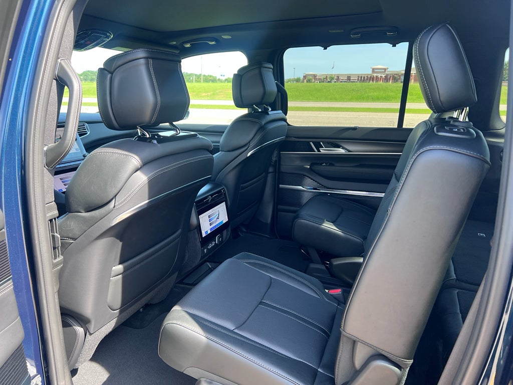 2026 Jeep Grand Wagoneer GRAND WAGONEER SUMMIT OBSIDIAN 4X4