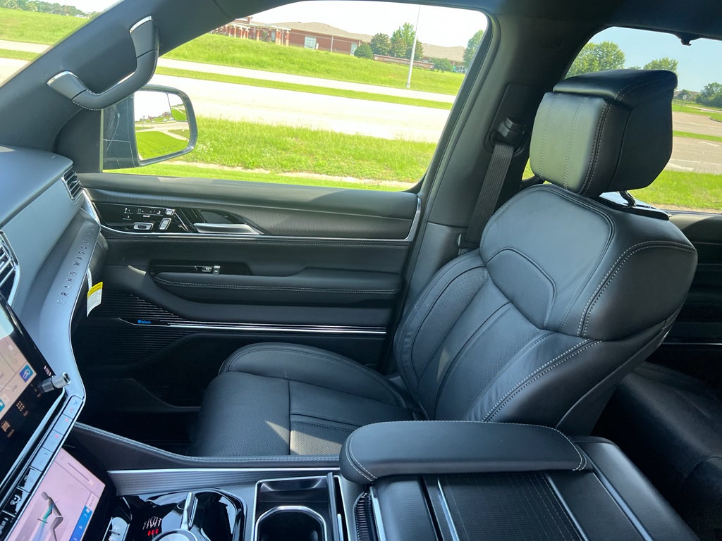 2026 Jeep Grand Wagoneer GRAND WAGONEER SUMMIT OBSIDIAN 4X4