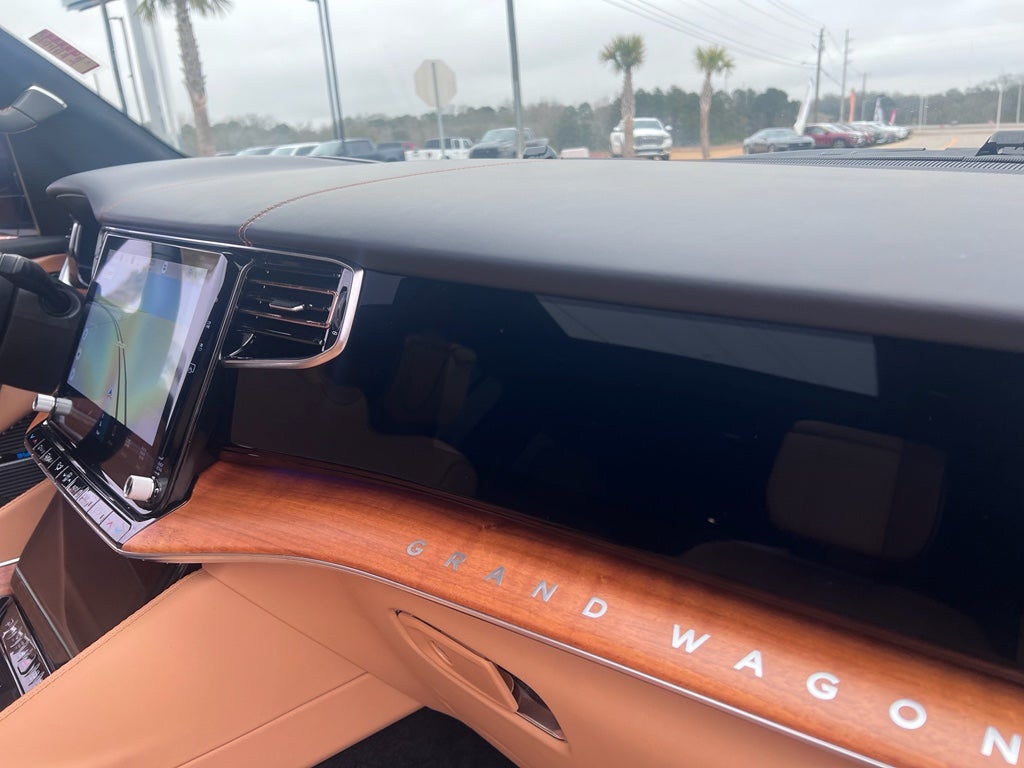 2023 Jeep Grand Wagoneer Series III