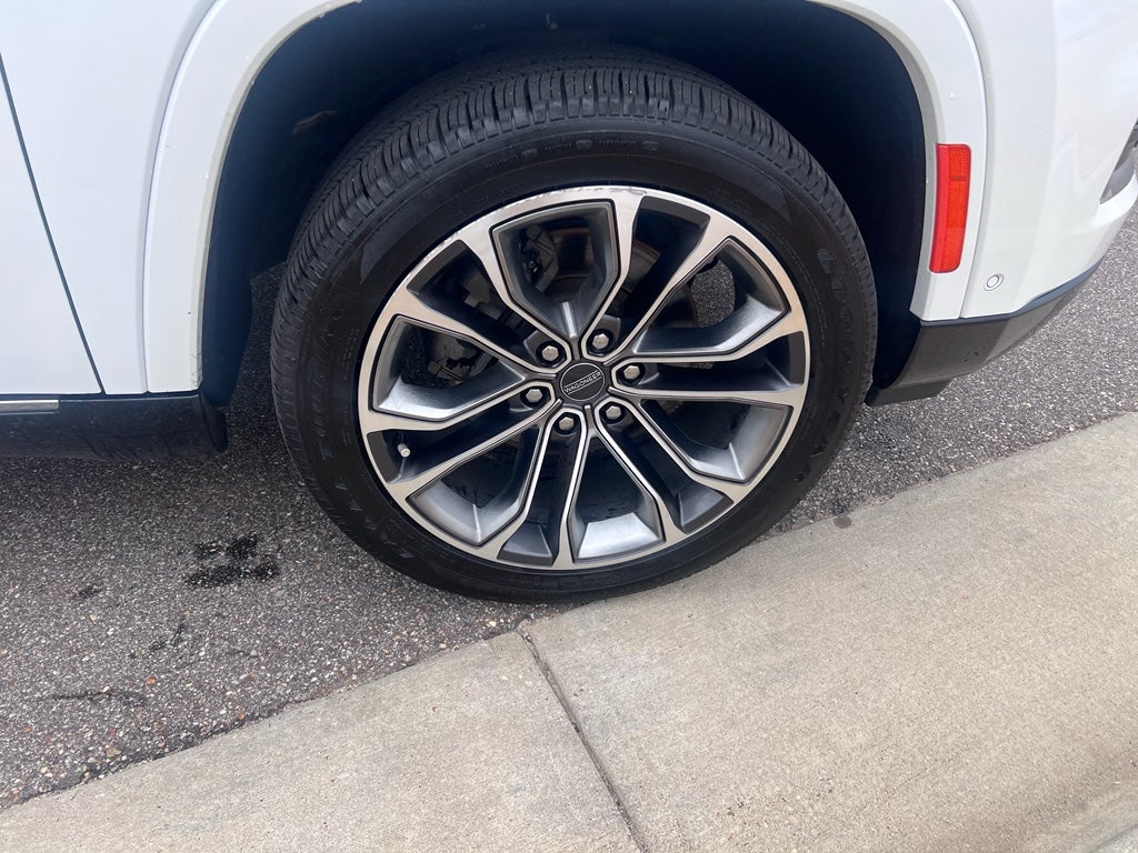 2023 Jeep Grand Wagoneer Series III