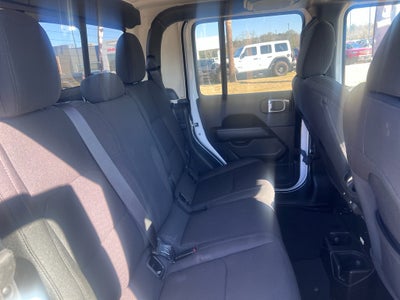 2023 Jeep Gladiator Overland 4x4