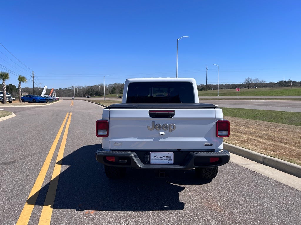 2021 Jeep Gladiator Overland 4x4