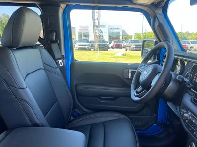 2026 Jeep Gladiator GLADIATOR SAHARA 4X4
