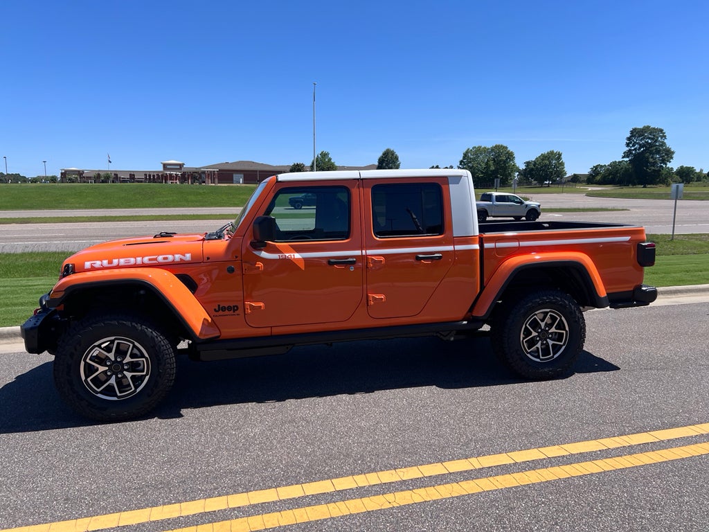 2026 Jeep Gladiator GLADIATOR RUBICON X 4X4