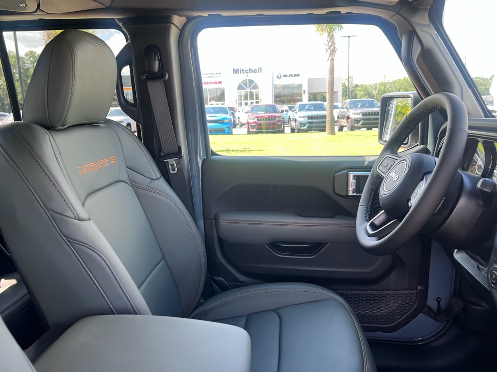 2026 Jeep Gladiator GLADIATOR MOJAVE X 4X4