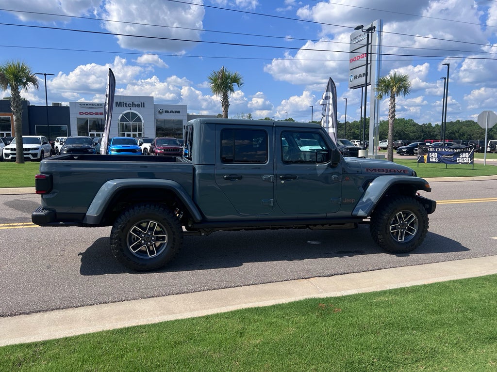 2026 Jeep Gladiator GLADIATOR MOJAVE X 4X4