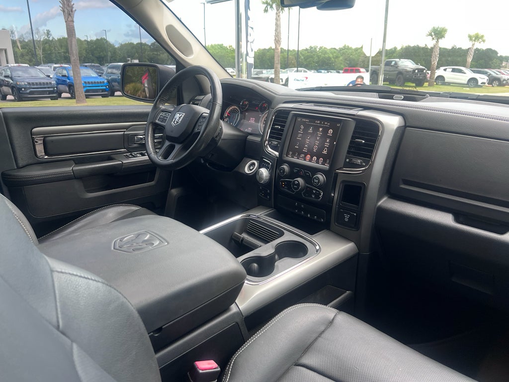 2017 RAM 1500 Sport Crew Cab 4x4 5'7' Box