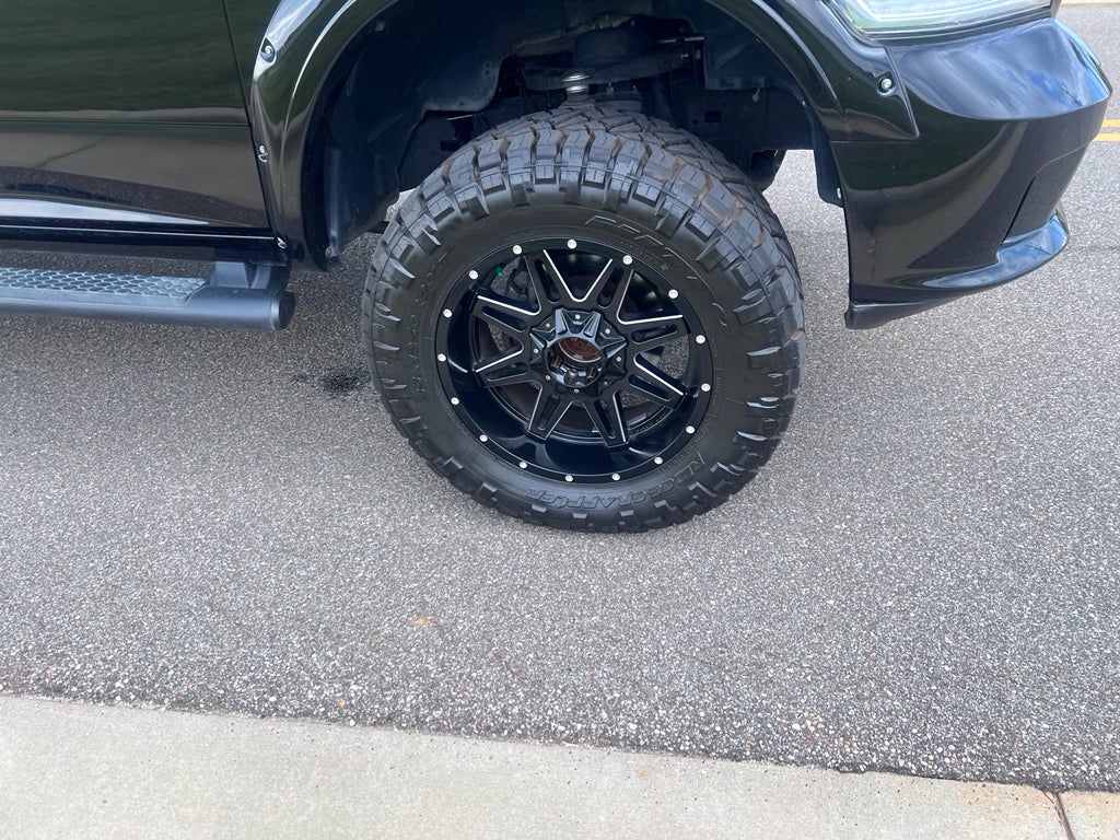 2017 RAM 1500 Sport Crew Cab 4x4 5'7' Box