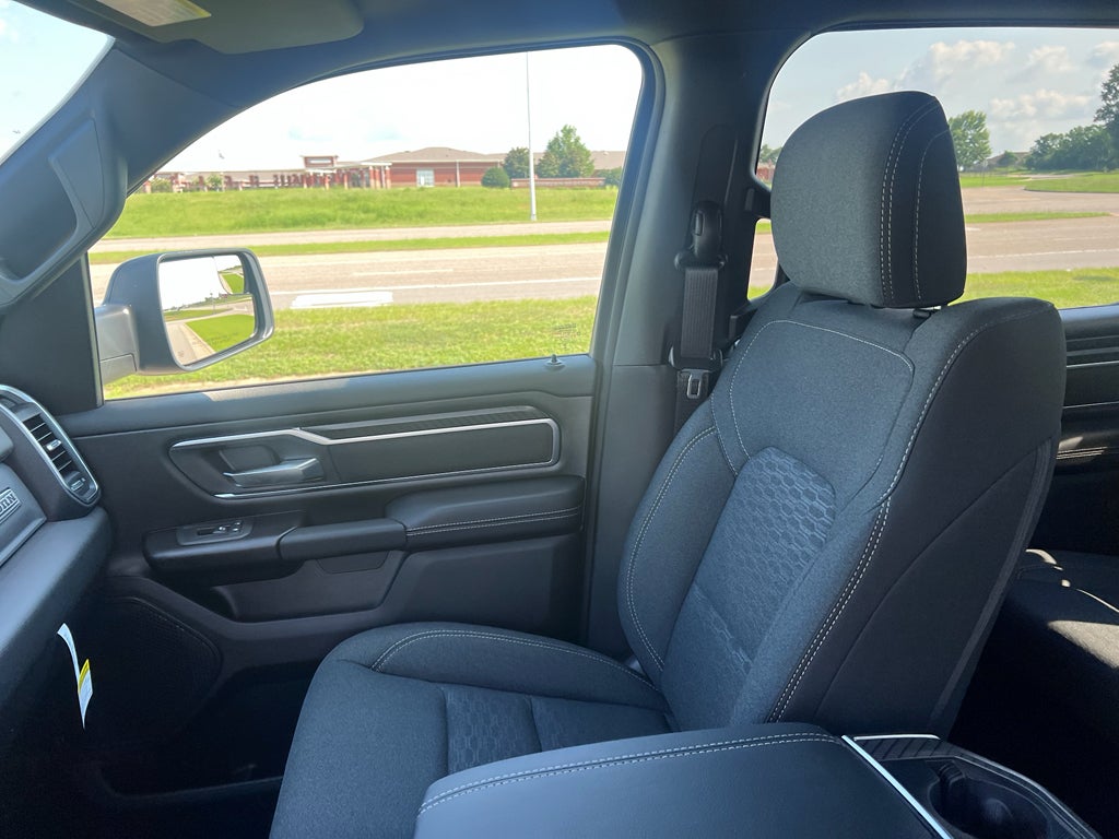 2026 RAM 1500 RAM 1500 BIG HORN CREW CAB 4X2 5'7' BOX